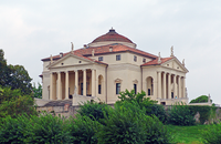Bild 1: seitliche Ansicht der Villa Rotonda bei Vincenza