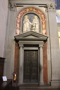 Bild 2: Detailansicht der alten Sakristei der Basilika di San Lorenzo in Florenz